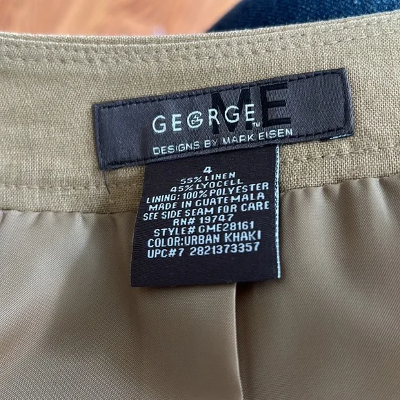 No collar rounded neck button short jacket with 3/4” bell sleeves - Picture 6 of 7